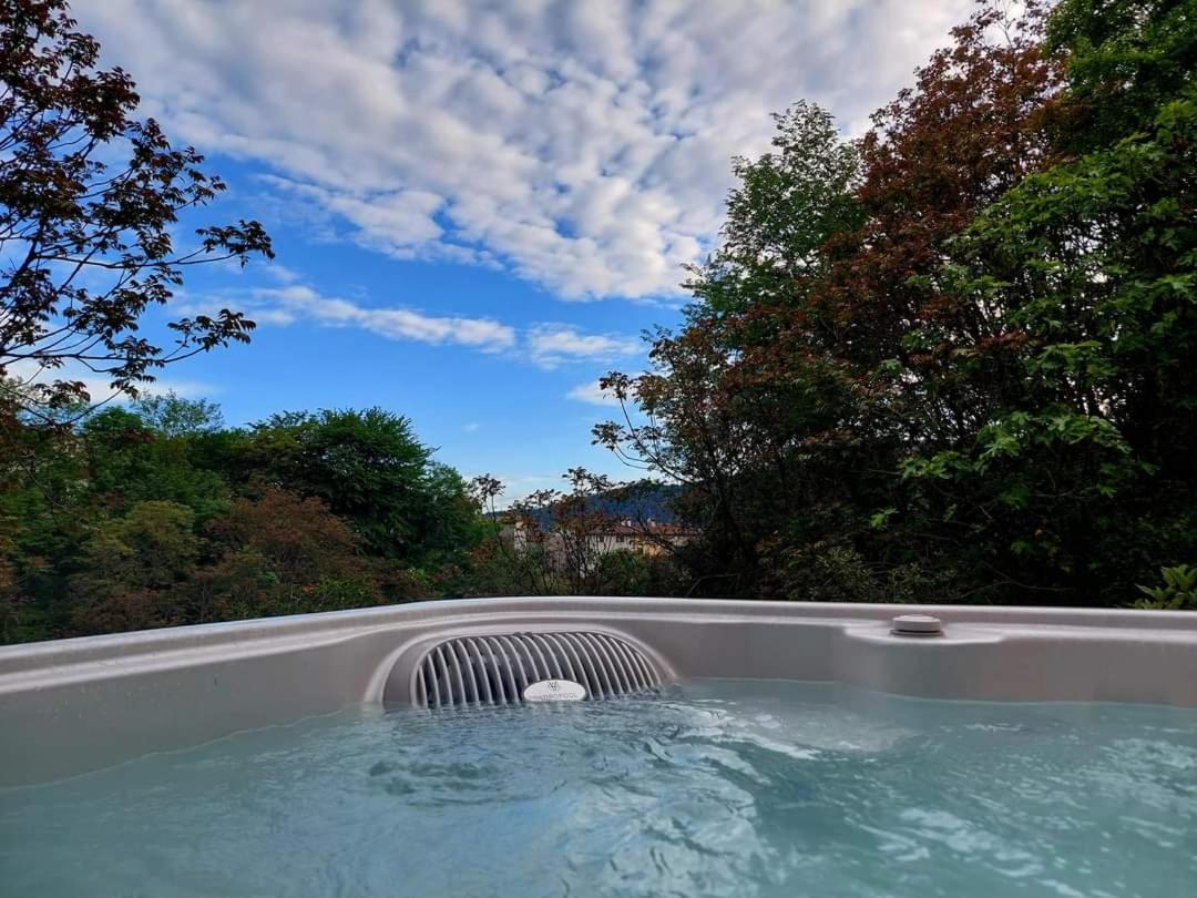 La Casa Rosa Di Segusino With Spa Jacuzzi In Garden Sequsino Exterior photo